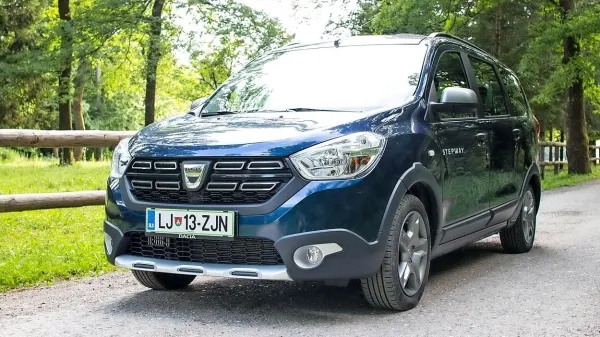 Lodgy je namenjen velikim družinam in velikim prostorskim 
zahtevam.