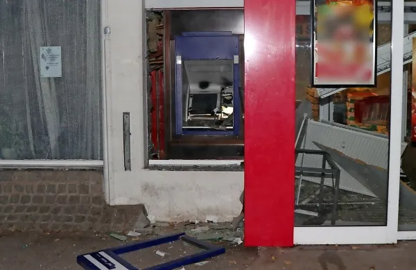 Pred dvema tednoma je v Bežigradu  razneslo bankomat. 