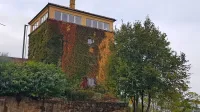 Utrdba v Glemu je opredeljena kot kulturni spomenik krajevnega 
pomena. 