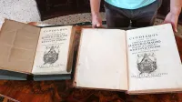 Koprska izvoda Caldanove pesnitve Klodiada, ki je bila v 18. stoletju baje obvezno čtivo v  Franciji.      