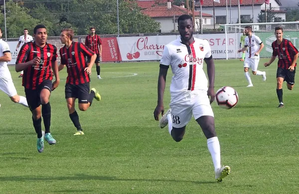 Papa Ibou Kebe je včeraj  dvakrat zadel za sežanske češnjice, 
enkrat pa  je tudi podal za zadetek.