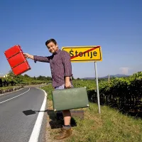 Gušto stopi iz televizije