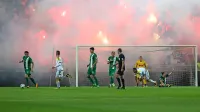 Na  obračunih  Maribora in Olimpije je vselej vroče na tribunah. 
Tudi v soboto je bilo tako.