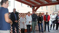 Otvoritev novih prostorov sta  pospremila Žiga Lakner (na fotografiji) in Metka Pavšič. 