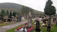Na sežanskem pokopališču žarni pokopi nadomeščajo klasične. 