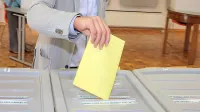 Kandidata sta postala, ne da bi to vedela