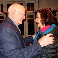 Slavljenec Mile Korun se je še posebej razveselil  priljubljene 
igralke Ivanke Mežan, ki je poleti dopolnila že 92 let.  