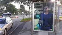 Svetlobne vitrine podjetja Europlakat v Žusterni so bile za delavce 
Marjetice “nevarne”, zato so plakate odstranili. 
