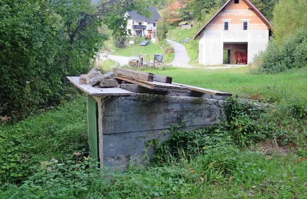 Zastarelemu vodohranu in nečisti vodi v Dolenjih Novakih se 
obetajo boljši časi. 