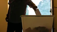 Izvolitev mika skoraj vse dosedanje svetnike