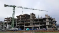 Grafist je na občinski dražbi za 4000 kvadratnih metrov  nedokončanih poslovnih prostorov v objektu Solis na Bonifiki odštel 
1,8 milijona evrov. 