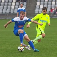 Izolani zmagali na tribunah