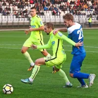 Izolani zmagali na tribunah
