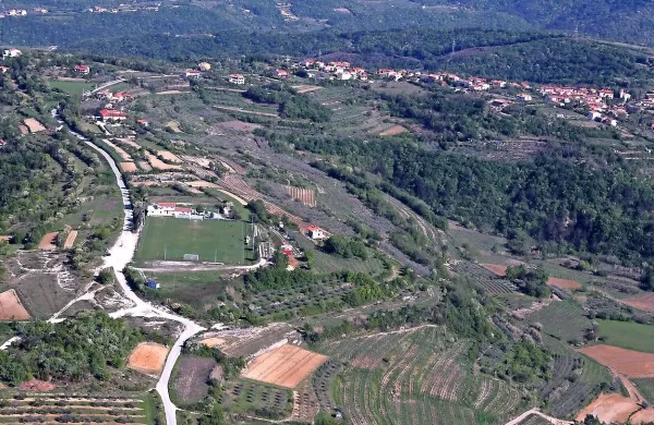 Kandidati za koprskega župana se zavedajo, da koprsko podeželje 
potrebuje izdatne investicije v infrastrukturo.