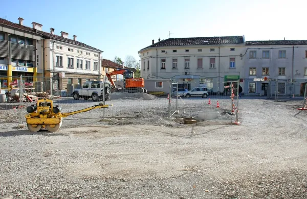 Bo trg parkirišče ali dnevna soba mesta?