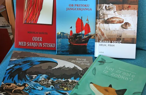 Na sejmu bodo na voljo tudi številne knjižne novosti primorskih literarnih ustvarjalcev, med njimi spomini Mirana Košute, romana Alojza 
Rebule in  Marka Sosiča, strip Mateja Kocjana Kocota ter slikanica Emanuele Malačič Kladnik in ilustratorke Tinke Leskovšek.