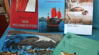 Na sejmu bodo na voljo tudi številne knjižne novosti primorskih literarnih ustvarjalcev, med njimi spomini Mirana Košute, romana Alojza 
Rebule in  Marka Sosiča, strip Mateja Kocjana Kocota ter slikanica Emanuele Malačič Kladnik in ilustratorke Tinke Leskovšek.