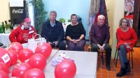 Kljub balonom in prevladujoči rdeči barvi je bilo v nedeljo v štabu SD  precej turobno vzdušje.