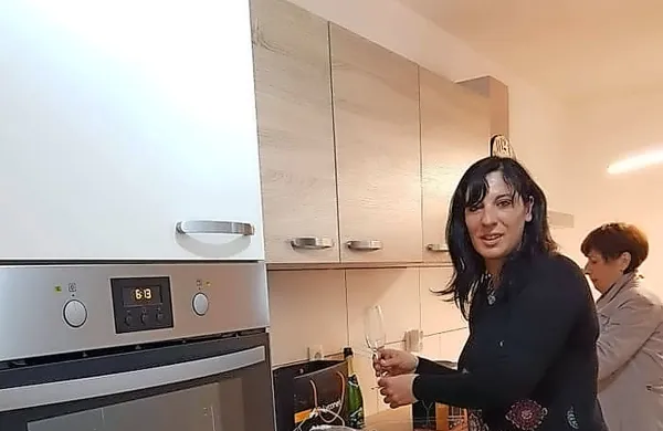 Obnovili so požgano stanovanje