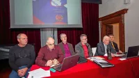Poglede na rojstvo in razvoj Teritorialne obrambe so strnili (z 
leve): Elvin Marsič, Drago Božac, Darko Andrejašič, Danijel Božič, 
Franc Anderlič in Bojan Starc.