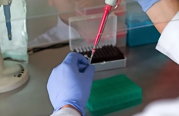 V Evropskem tednu testiranja na hiv je test brezplačen, vselej pa je 
tudi anonimen.  