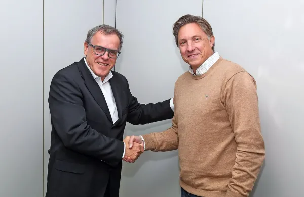 Danilo Markočič (levo) in Evgenij Komljanec se potegujeta za 
župana Izole.