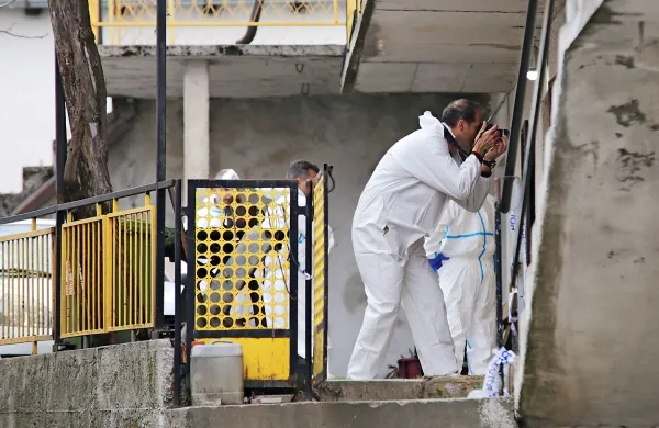 Kraševec, ki je marca lani  umoril staro mamo in brata, se zdravi v mariborski forenzični psihiatriji.