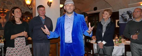 Dvanajst let brancinov Fonda