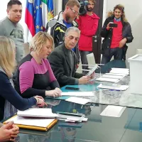 Bržan s prednostjo sedmih glasov premagal Popoviča