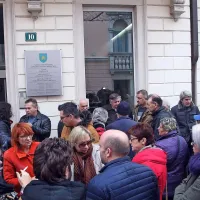 Bržan s prednostjo sedmih glasov premagal Popoviča