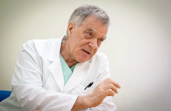 Aleksander Merlo, ki je postojnsko porodnišnico vodil devet let, 
zadnje leto kot vršilec dolžnosti, o morebitni ponovni kandidaturi 
še razmišlja.