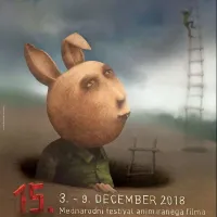  Letošnji festivalski  plakat, na katerega je Igor Prassel posebej 
ponosen, sta oblikovali Špela Čadež in Zarja Menart.
