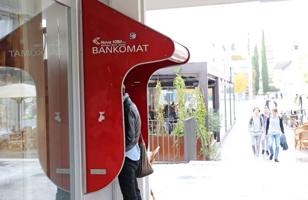 Potrošnikom, ki jim je banka avtomatično povišala ali dodelila 
limit, pri ZPS svetujejo, da ga zavrnejo, in banki sporočijo, da se s 
tovrstno prakso ne strinjajo.