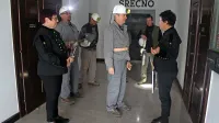 Boštjan Košir (med direktorico Tatjano Dizdarević  in Martino 
Peljhan) je turistični rudnik obiskal več kot stokrat, a v njem vedno 
odkrije kaj novega.