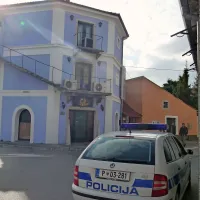 Policijski agenti pod krinko so   tudi v sežanskem Faraonu  “preverili” ponudbo   nočnega lokala.