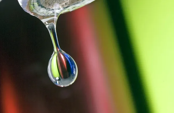 V prestranški osnovni šoli bodo med drugim  zamenjali tudi vse 
mrežice na pipah (fotografija je simbolična).