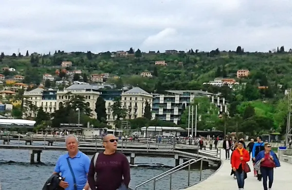 Poleg hotela Kempinski Palace, ki je že v njegovi lasti, srbski 
poslovnež Miodrag Kostič želi tudi druge Istrabenzove hotele.
