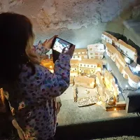 Igra iskanja jaslic je zanimiva predvsem za najmlajše.