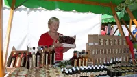 Bogata ponudba sadja,  zelenjave in zelišč  v Vipavski dolini je  
priložnost za razvoj dejavnosti na kmetijah. 