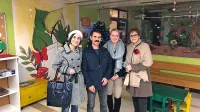 Suzanin mož Mile Sekuloski je skupaj s članicami Humanitarnega 
društva dr. Suzana Sekuloska  konec decembra obdaril otroke na 
pediatričnem oddelku izolske bolnišnice.