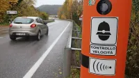 Slovenski vozniki  skoraj leto dni po storjenem  prometnem prekršku v Italiji na svoje naslove prejemajo verodostojne plačilne 
naloge.


