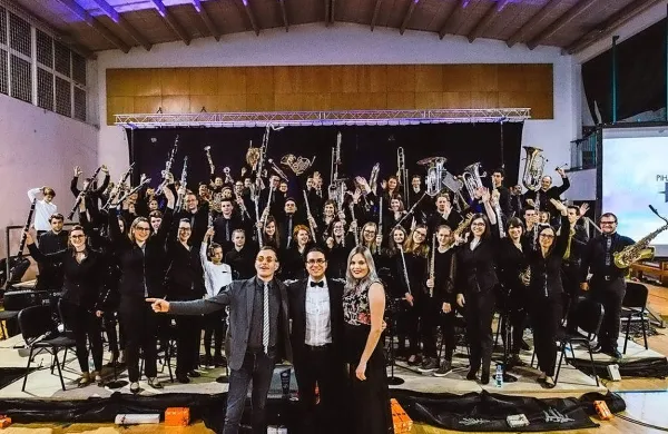 Pihalni orkester Komen po uspešnem nastopu 26. decembra