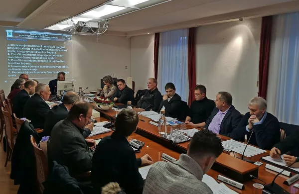  V Listi za zdravje v kanalski občini  so napovedali pritožbo na 
upravno sodišče, a še tehtajo, ali jo bodo vložili. 