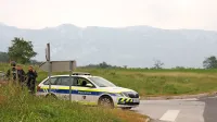 



Ubežnika je  lani sredi septembra v zasedi čakalo več policijskih 
patrulj,  s pomočjo očividcev pa so ga nato izsledili v Selu.