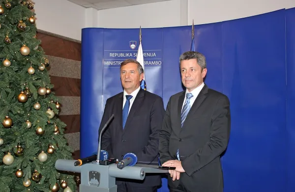 Minister Karl Erjavec (levo) in župan Igor Marentič sta včerajšnji 
sestanek ocenila kot konstruktiven, odprt in temeljit.