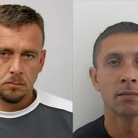 Damnjan Mitrović (desno) je za srbski Kurir opisal, kako sta z 
Draganom Milosavljevićem načrtovala in izvedla pobeg iz koprskega zapora. 