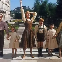 Film Moje pesmi, moje sanje je tudi razglednica Salzburga. 