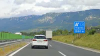 Gradnja treh testnih polj protivetrne zaščite bo stala 5,2 milijona 
evrov. 