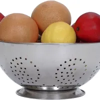 Raje kot po sladkarijah posezite po svežem sadju.