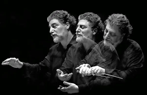 Na Zimski festival v Ljubljano prihaja tudi sloviti argentinski tenorist in dirigent Josè Cura.  